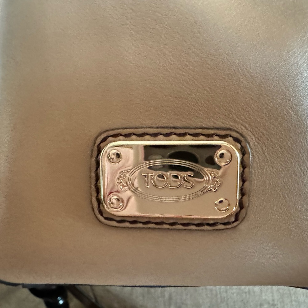 The iconic Tod's D Bag - Picture 4 of 5